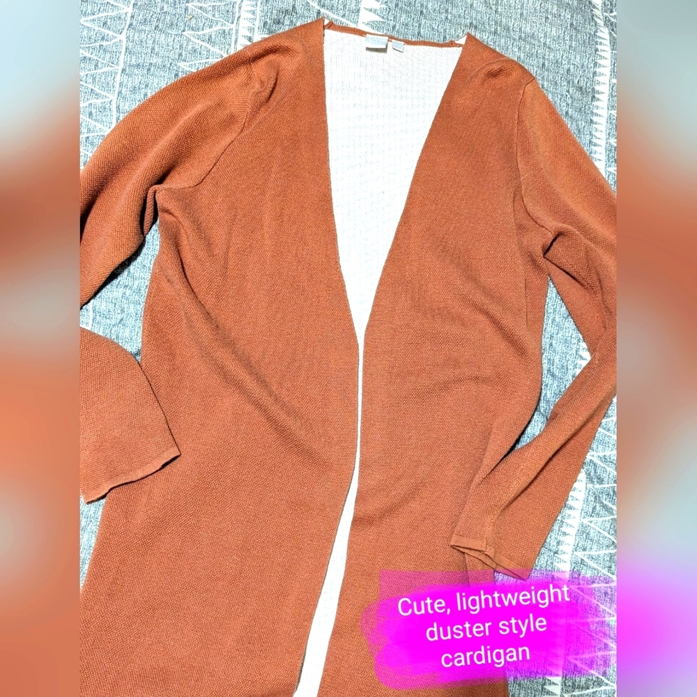 Size Med, TWIK brand by Simons, duster cardigan, reddish brown colour, EUC